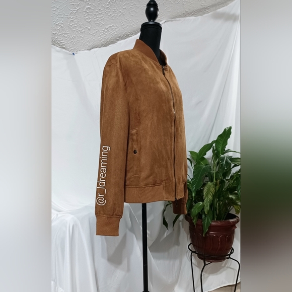 NWT Vegan Suede Bomber Size Medium In Dark Acorn By Banana Republic Factory - Picture 4 of 12